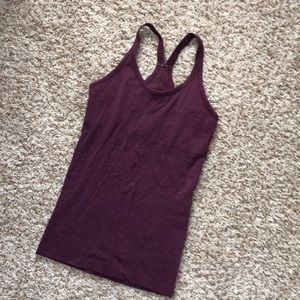 EUC lululemon ribbed tank size 6 in mulberry